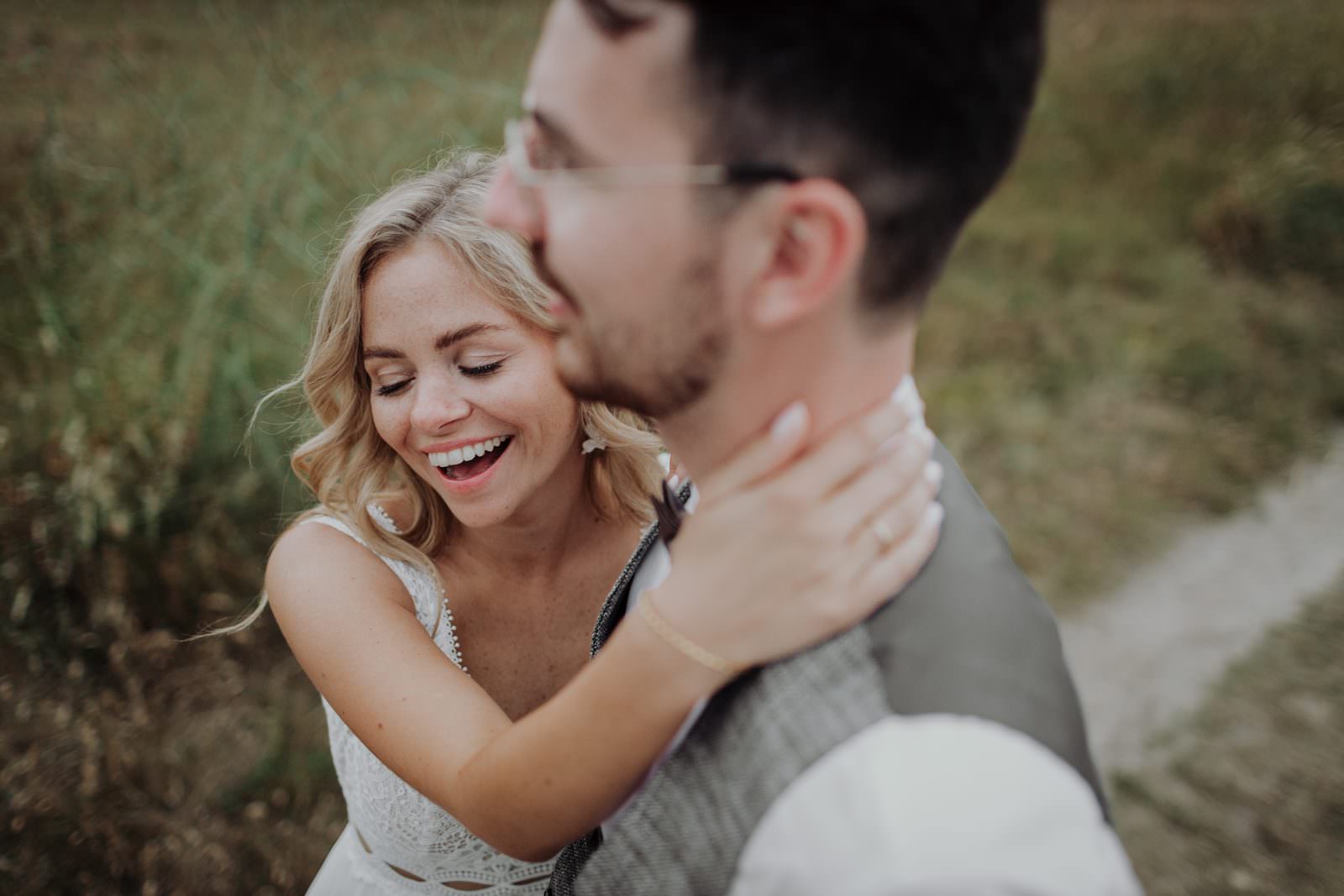 Kira und Henning beim Paarshooting, ein Moment zwischendurch, Altengamme.